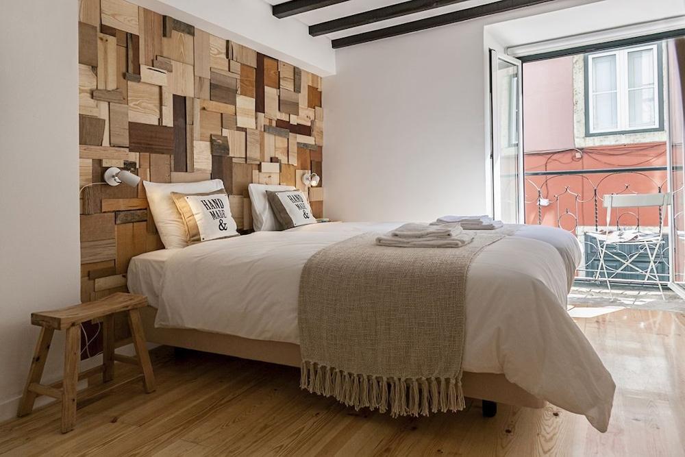 Bairro Alto Studio Apartments - By Lu Holidays Lisbon Luaran gambar